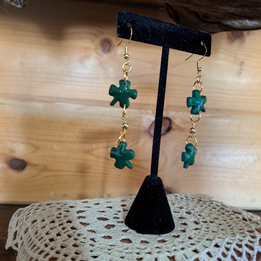 Elegant Green Clover Earrings